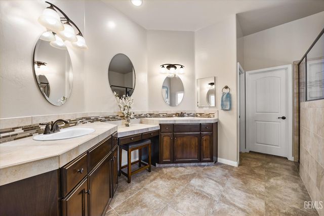 14515 Wayne Lee Court, Bakersfield, CA 93314