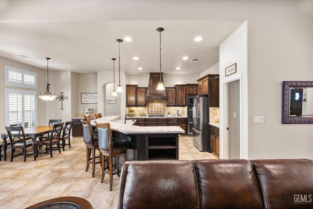 14515 Wayne Lee Court, Bakersfield, CA 93314