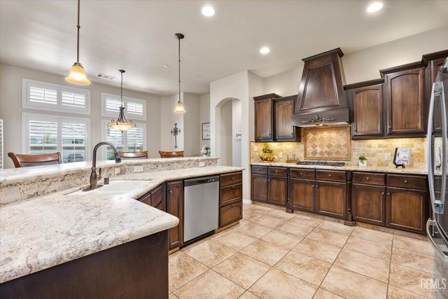 14515 Wayne Lee Court, Bakersfield, CA 93314