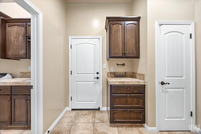 14515 Wayne Lee Court, Bakersfield, CA 93314