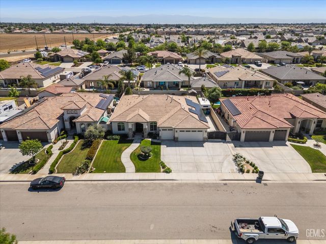 14515 Wayne Lee Court, Bakersfield, CA 93314