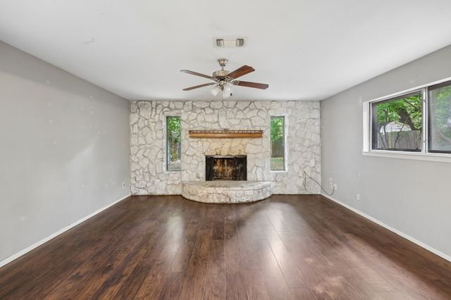 744 Willow Street, Hurst, TX 76053