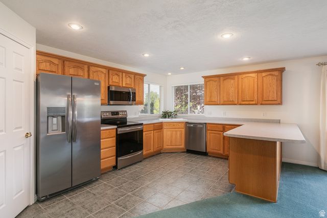 603 E SOUTHFORK DR, Draper, UT 84020