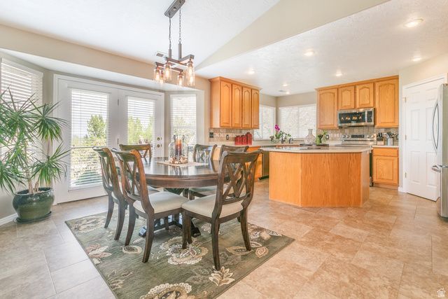 603 E SOUTHFORK DR, Draper, UT 84020