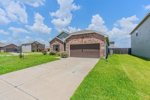 6307 Highland Heights Dr, Richmond, TX 77469