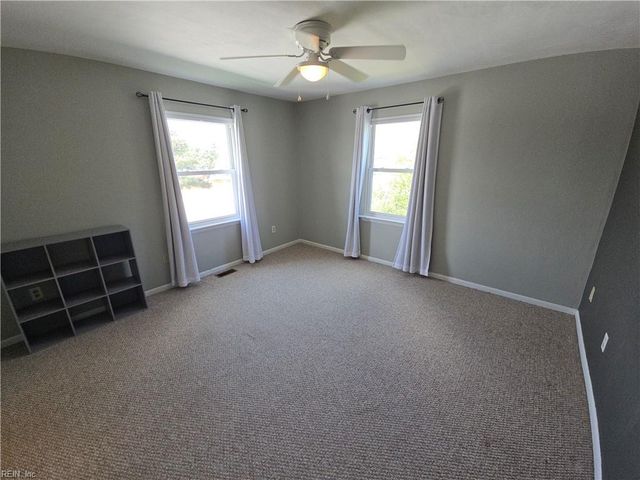 2207 Rockbridge RD, Virginia Beach, VA 23455