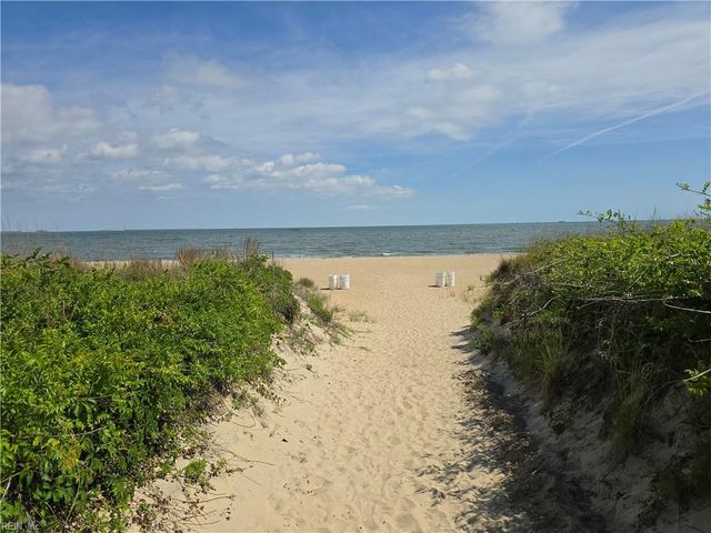 2207 Rockbridge RD, Virginia Beach, VA 23455