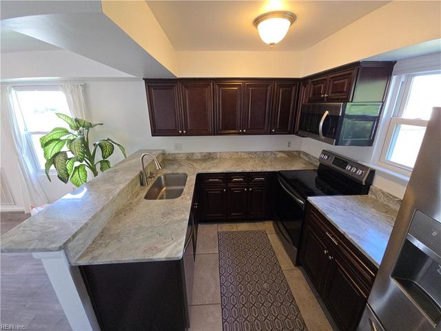 2207 Rockbridge RD, Virginia Beach, VA 23455