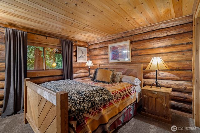 18904 233rd Avenue NE, Woodinville, WA 98077