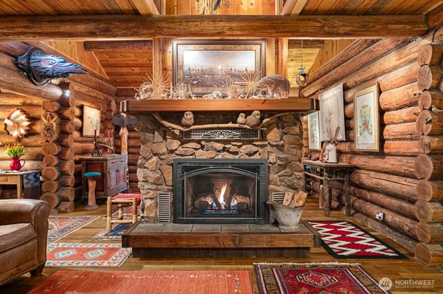 18904 233rd Avenue NE, Woodinville, WA 98077