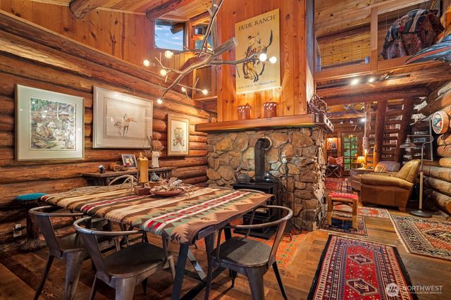 18904 233rd Avenue NE, Woodinville, WA 98077