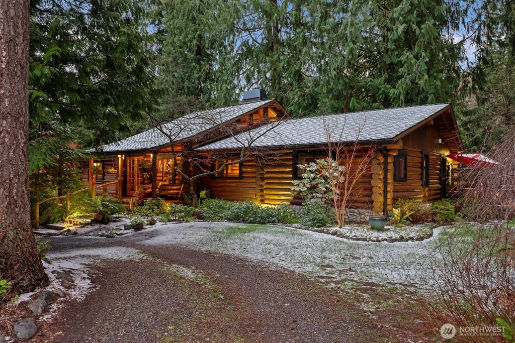 18904 233rd Avenue NE, Woodinville, WA 98077