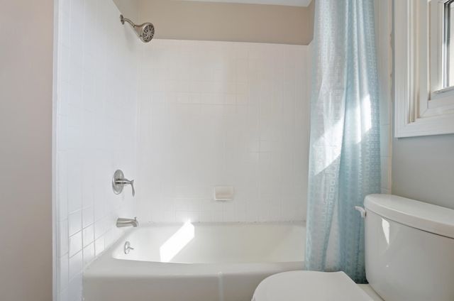 7312 Antebellum Boulevard, Fort Wayne, IN 46815