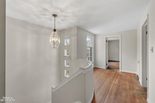 41 Beacon Hill Road, Grosse Pointe Farms, MI 48236