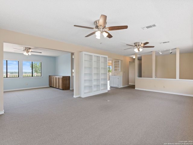 200 Cedar Park, New Braunfels, TX 78132