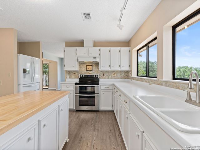 200 Cedar Park, New Braunfels, TX 78132