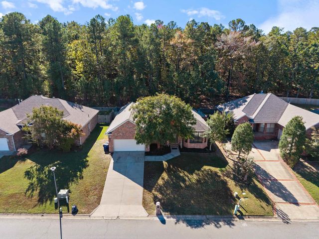 116 Orleans Drive, Maumelle, AR 72113