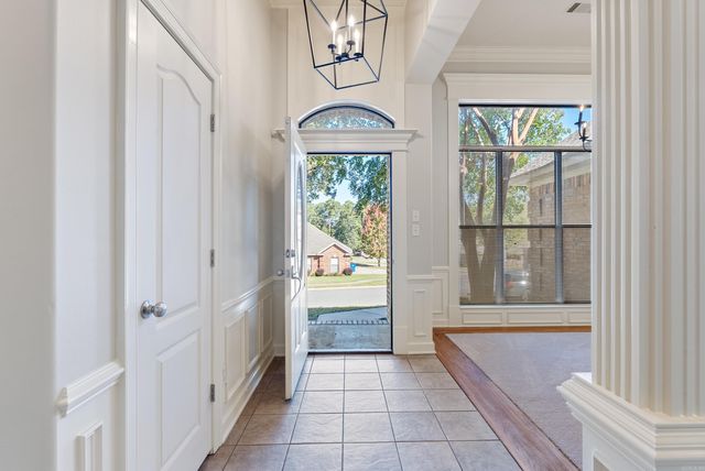 116 Orleans Drive, Maumelle, AR 72113