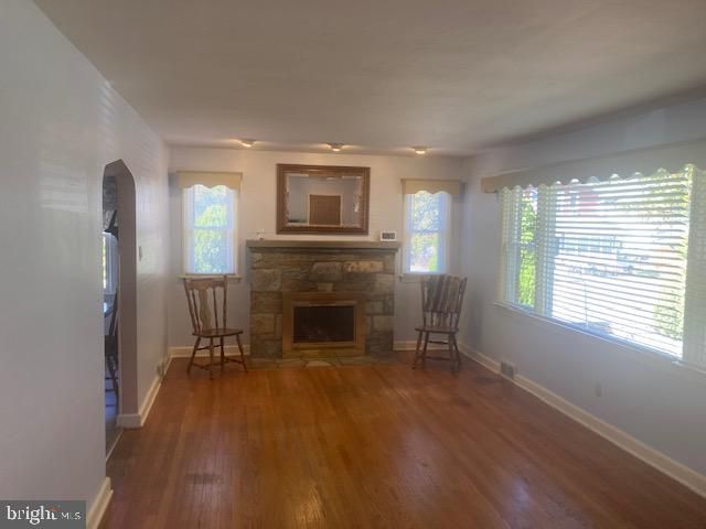 7 MCCLELLAN AVE, Hamilton, NJ 08610