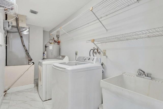 1280 NW 114th Avenue, Coral Springs, FL 33071