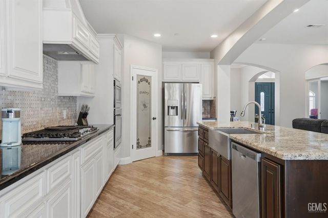 15119 Cotton Blossom Avenue, Bakersfield, CA 93314