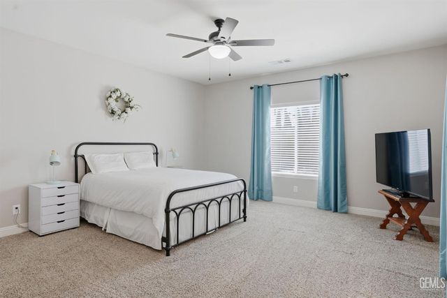 15119 Cotton Blossom Avenue, Bakersfield, CA 93314