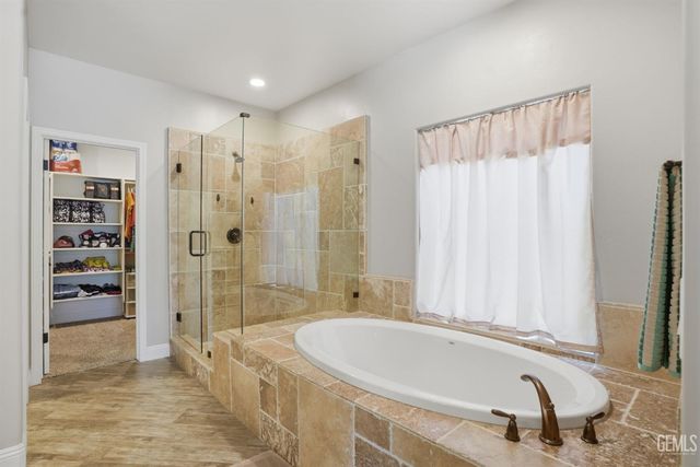 15119 Cotton Blossom Avenue, Bakersfield, CA 93314