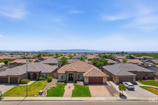 15119 Cotton Blossom Avenue, Bakersfield, CA 93314