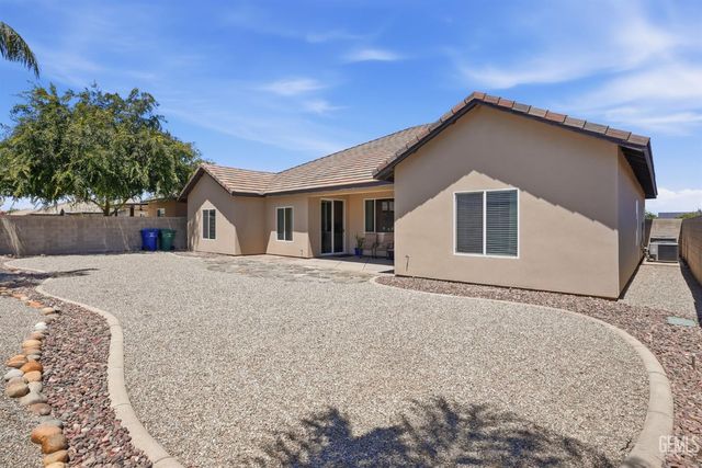 15119 Cotton Blossom Avenue, Bakersfield, CA 93314