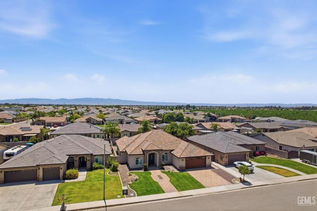 15119 Cotton Blossom Avenue, Bakersfield, CA 93314