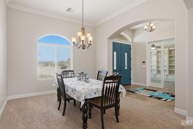 15119 Cotton Blossom Avenue, Bakersfield, CA 93314