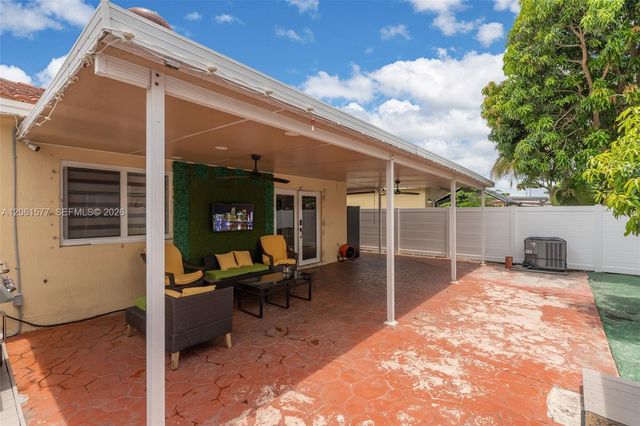 12260 SW 214th St 2, Miami, FL 33177