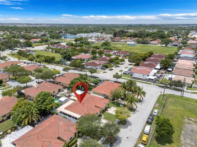 12260 SW 214th St 2, Miami, FL 33177