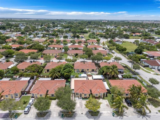 12260 SW 214th St 2, Miami, FL 33177