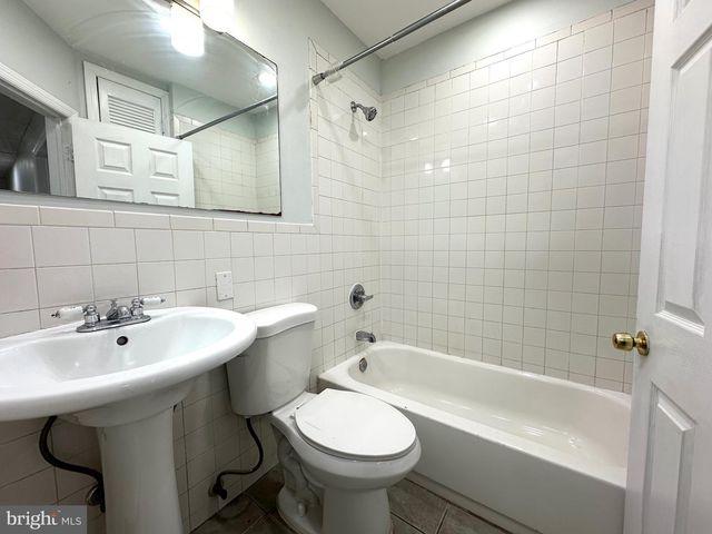 23 LILY, Hamilton, NJ 08610