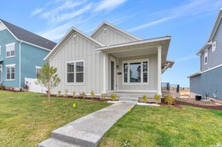 7628 S CLIPPER HILL RD #303, West Jordan, UT 84081