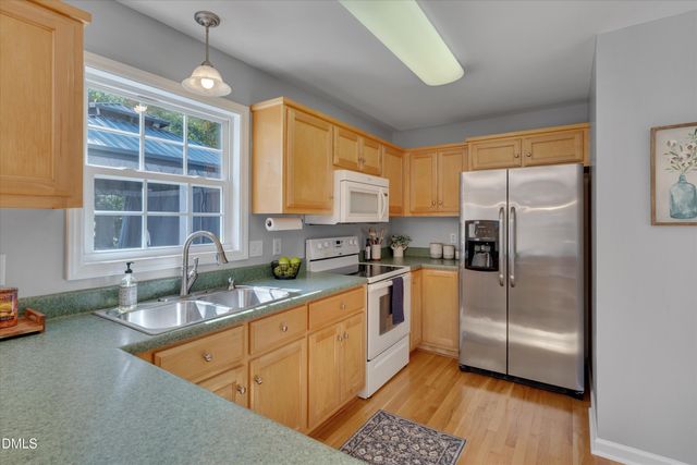204 Esteban Court, Mebane, NC 27302
