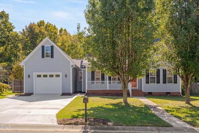 204 Esteban Court, Mebane, NC 27302