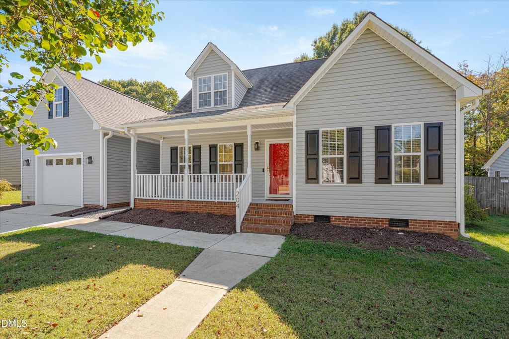 204 Esteban Court, Mebane, NC 27302