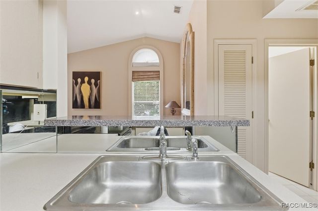 3560 N Timothy Terrace, Beverly Hills, FL 34465