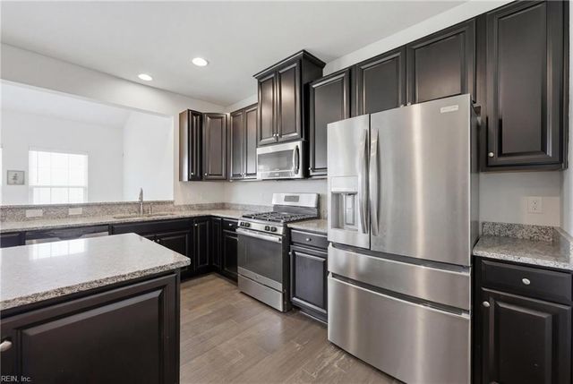 443 Spring Hill PL, Smithfield, VA 23430