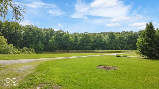 4950 Gene Lane, Nashville, IN 47448