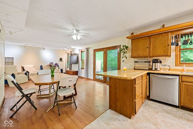 4950 Gene Lane, Nashville, IN 47448