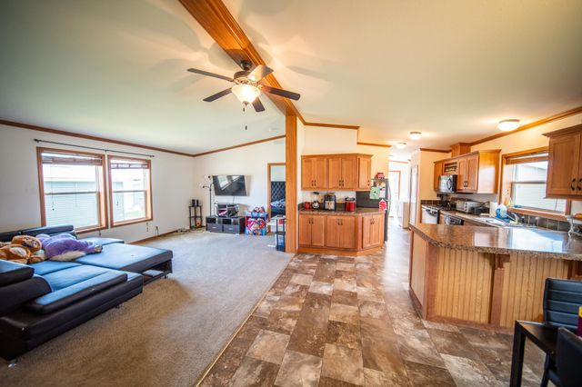 2009 Osprey Pl NW, Stewartville, MN 55976