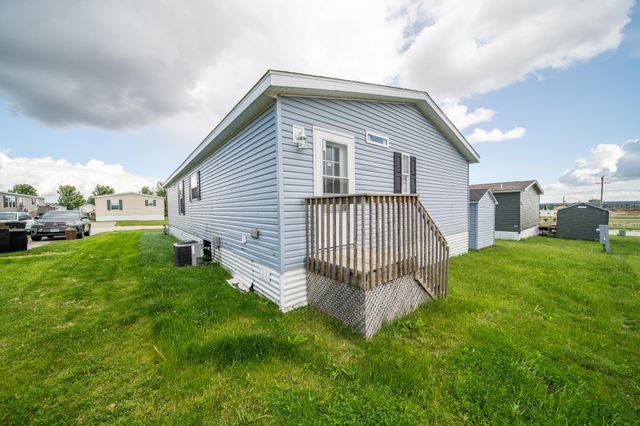 2009 Osprey Pl NW, Stewartville, MN 55976