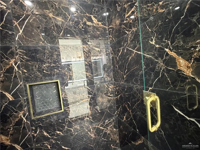 301 N 30th Street, Hidalgo, TX 78557