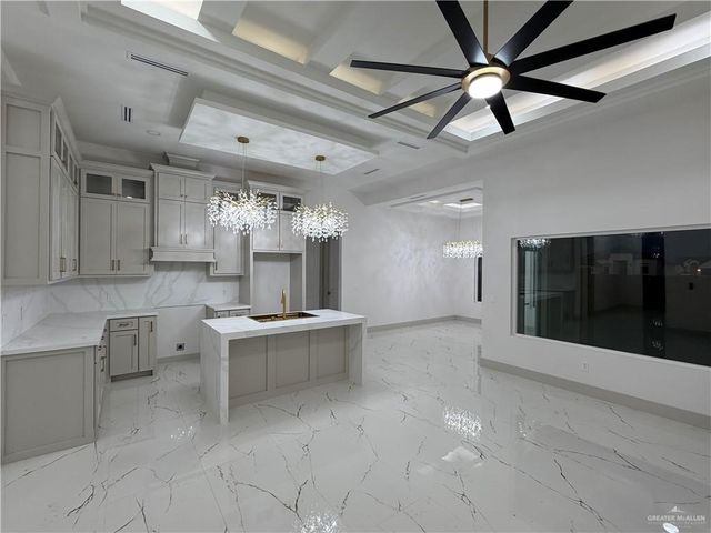 301 N 30th Street, Hidalgo, TX 78557