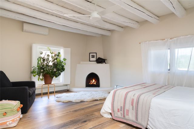 415 Camino Delora, Santa Fe, NM 87505