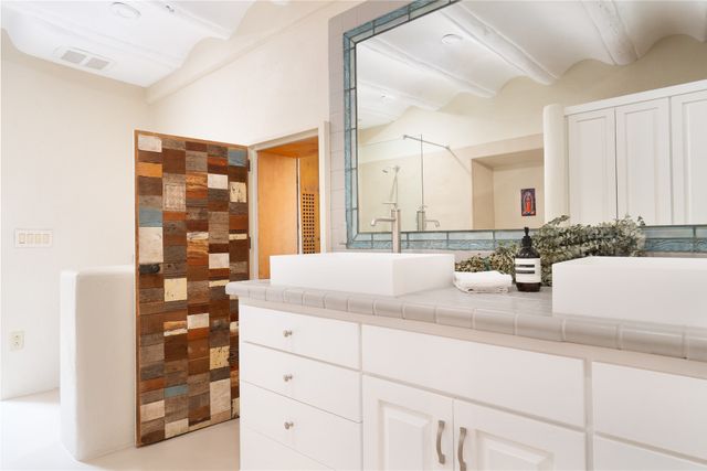 415 Camino Delora, Santa Fe, NM 87505