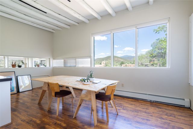 415 Camino Delora, Santa Fe, NM 87505